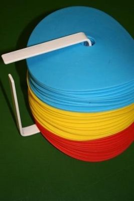 Flat-coner 30-pack,  blå, gula och röda i gruppen Träningsprodukter / Koner hos Bobo-Konen (09-1007B)