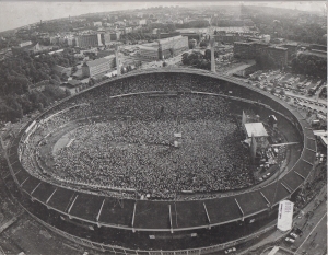 25 fantastiska r - Ullevi i gruppen  hos Bobo-Konen (A124)