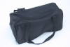 Svart bag av canvas, 52 x 30 x 18 cm.
