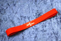 Röda träningsband, medium 26.5 cm, 2.2 cm bred.